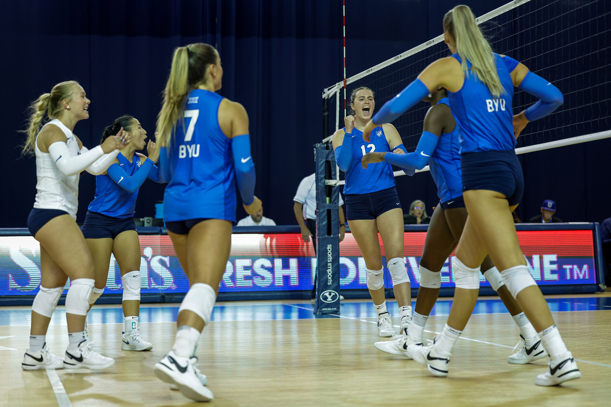 Little Lands 19 Kills In BYU Blue-White Scrimmage - BYU Athletics ...