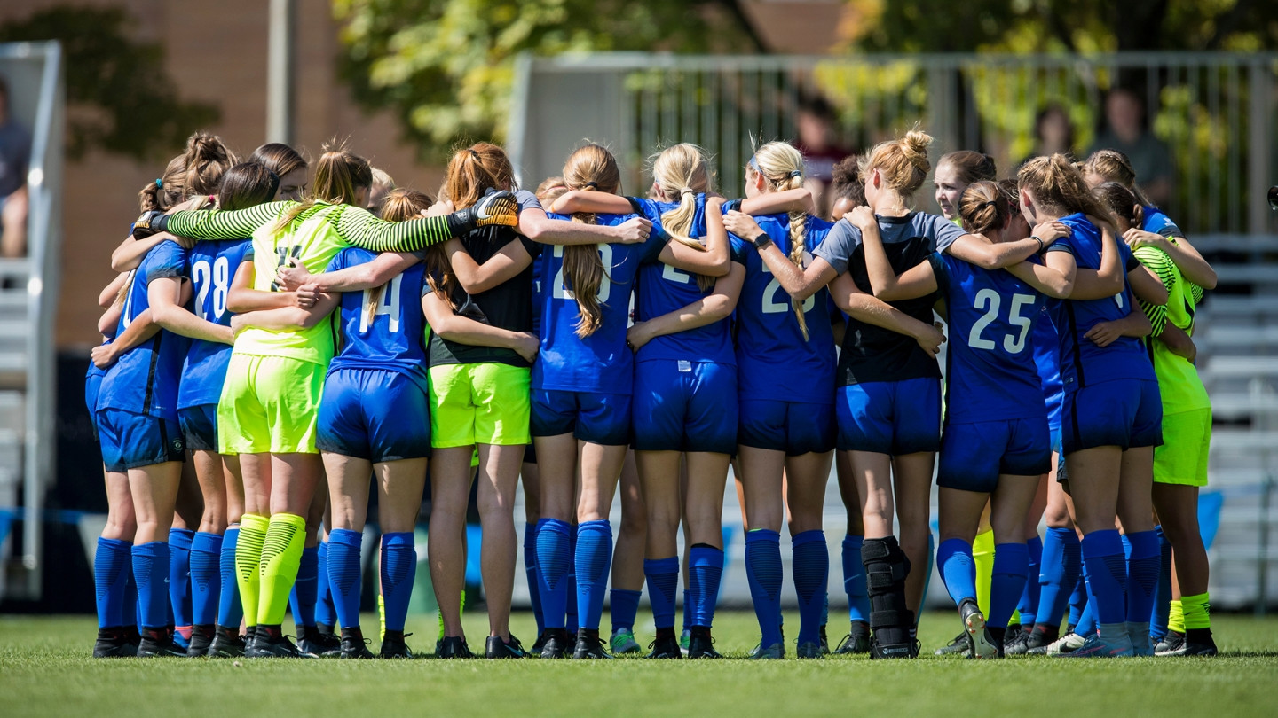 Women's Soccer Announces Recruiting Class for 2018