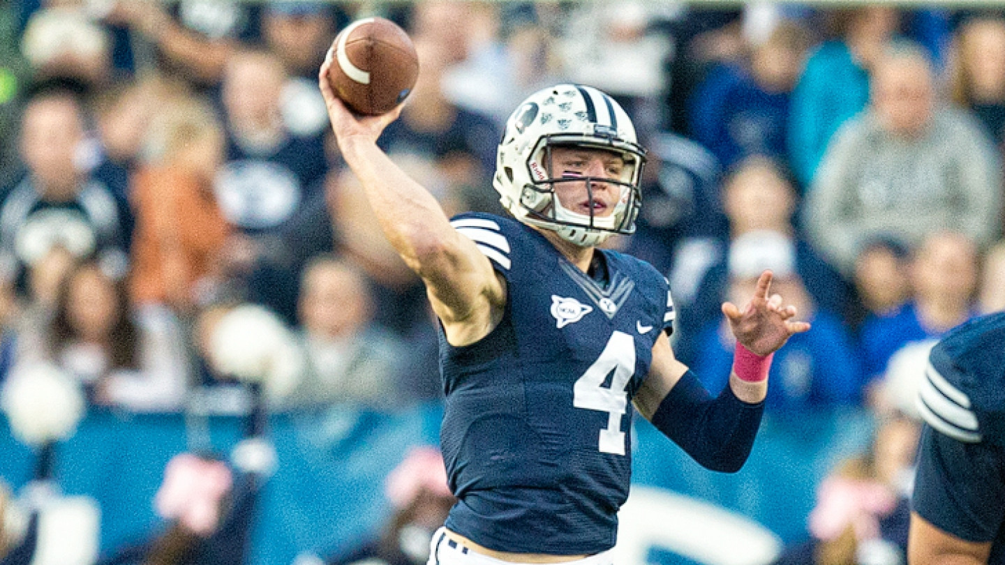 Taysom Hill named to Walter Camp Watch List - BYU Athletics