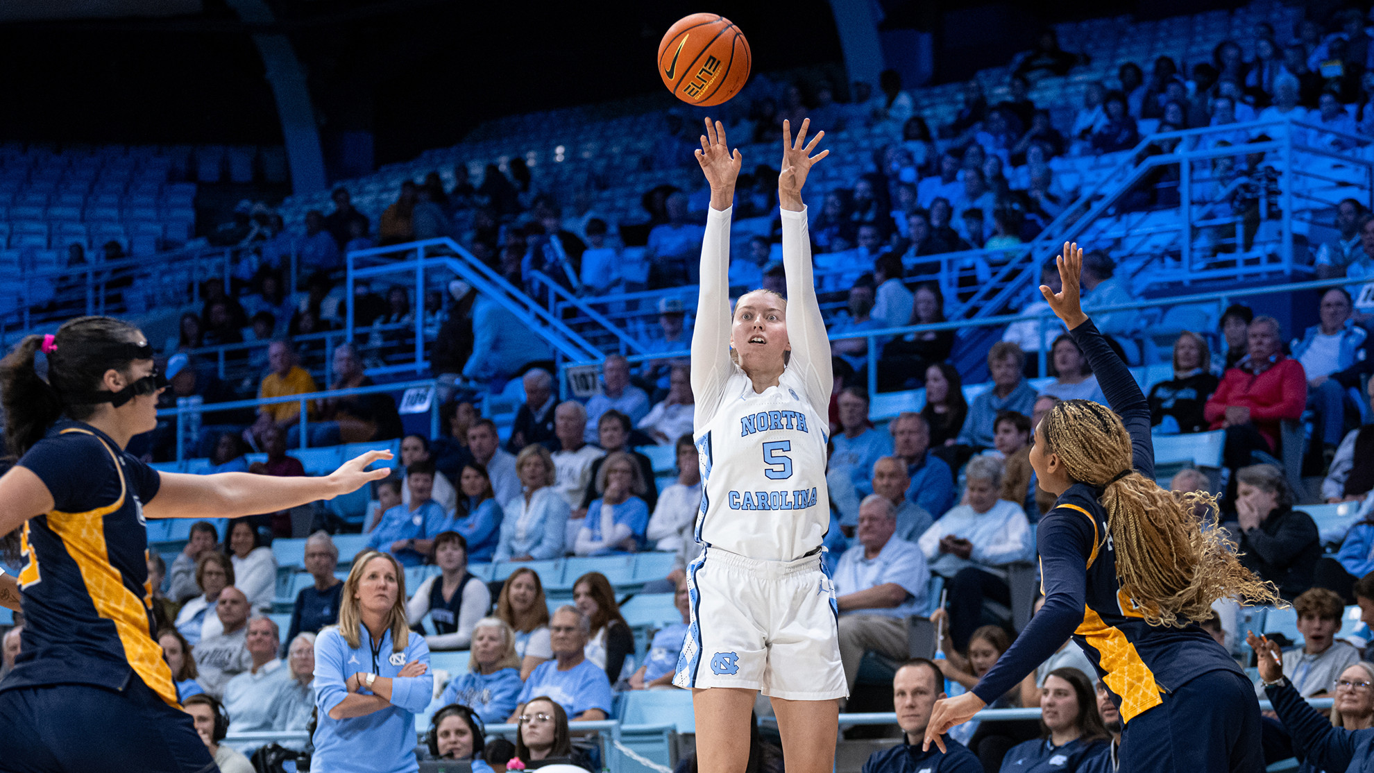 UNC WOMEN'S BASKETBALL